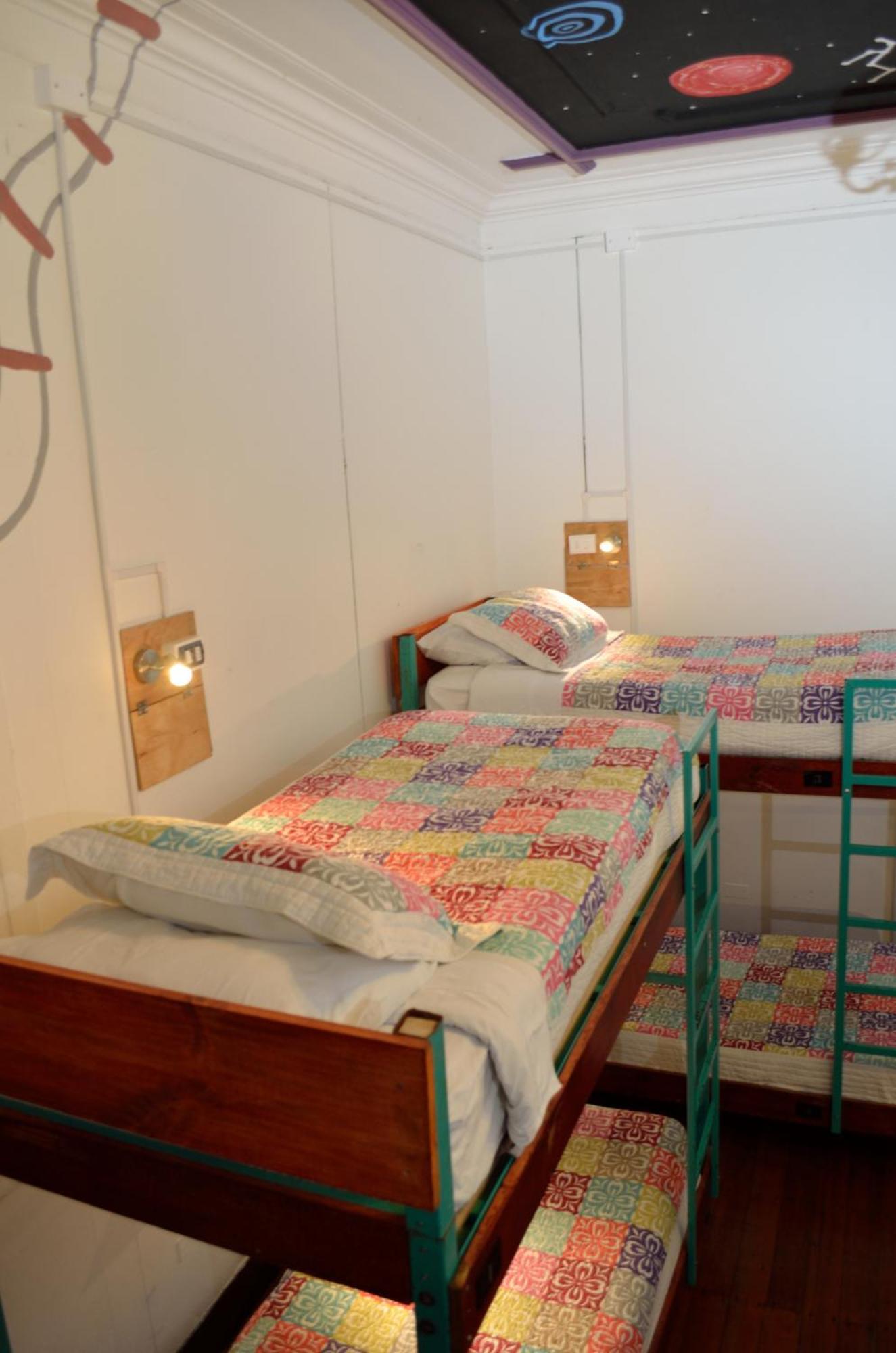 Nomada Eco-Hostal บัลปาราอีโซ ห้อง รูปภาพ