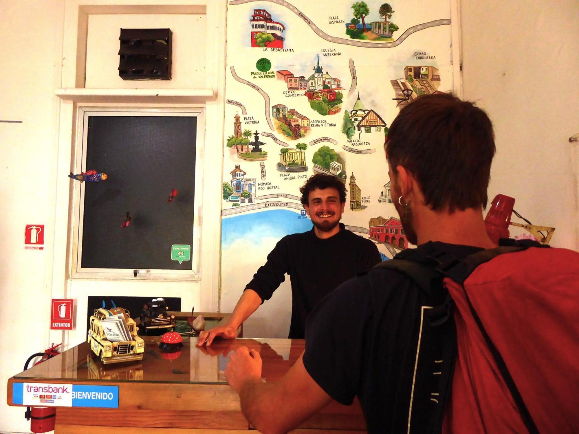 Nomada Eco-Hostal บัลปาราอีโซ ภายนอก รูปภาพ