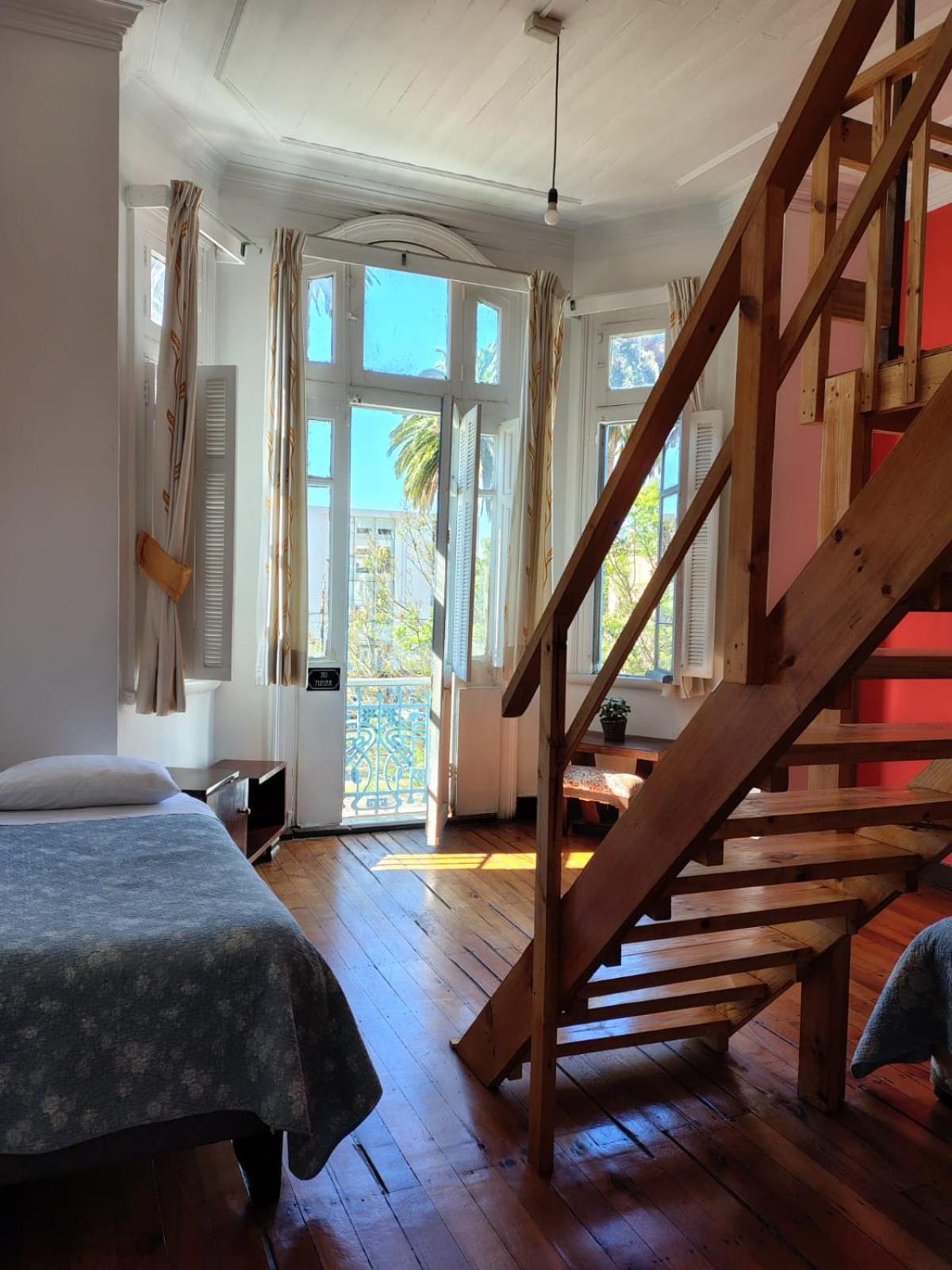 Nomada Eco-Hostal บัลปาราอีโซ ภายนอก รูปภาพ